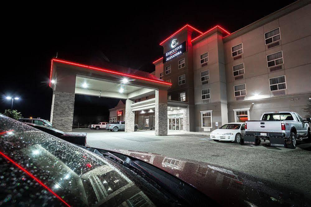לדוק Days Inn & Suites By Wyndham Edmonton Airport מראה חיצוני תמונה