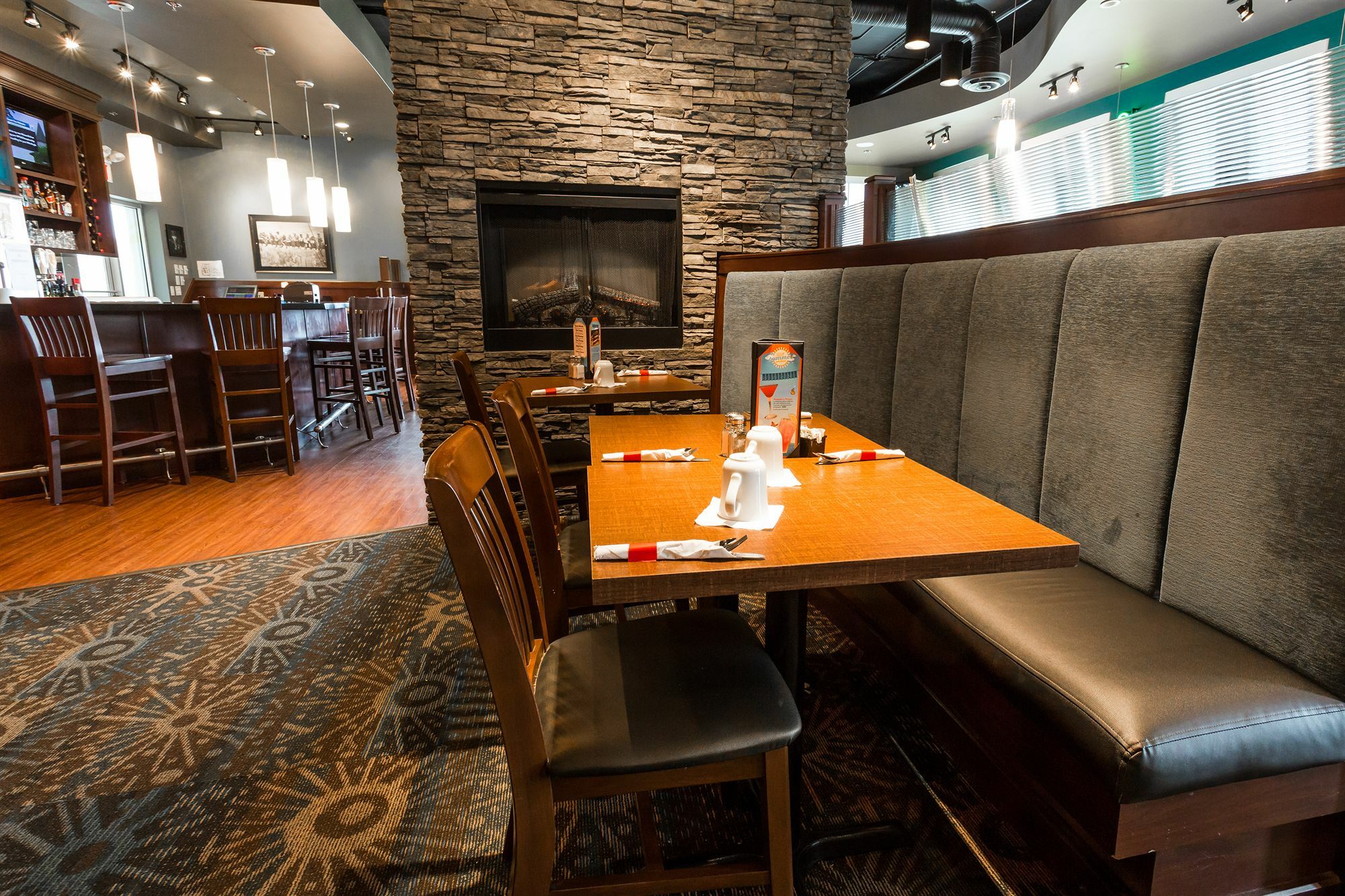 לדוק Days Inn & Suites By Wyndham Edmonton Airport מראה חיצוני תמונה